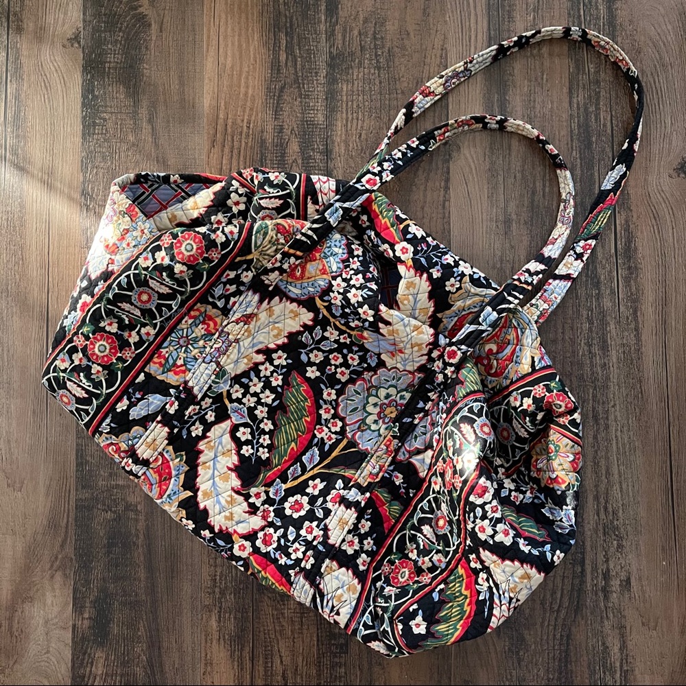 Vera Bradley XL Versailles Duffle - RARE!
